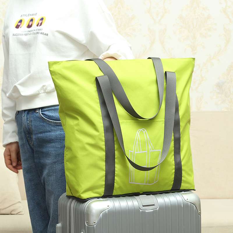 https://fulmo-img-server.com/carry-on-bag/838eddbe56cf4a878cffad2028bbfad4.jepg