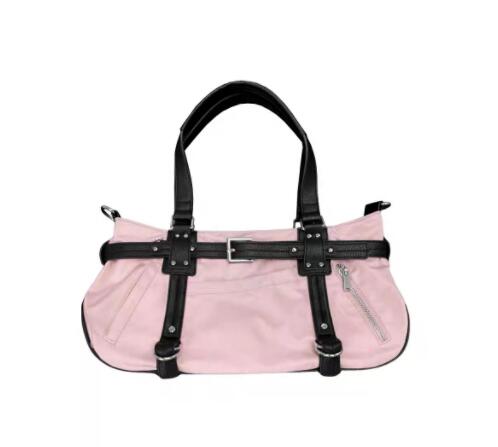 https://fulmo-img-server.com/carry-on-bag/8e24ecd5-fc68-4404-9eb6-c920b1e75088.jpg