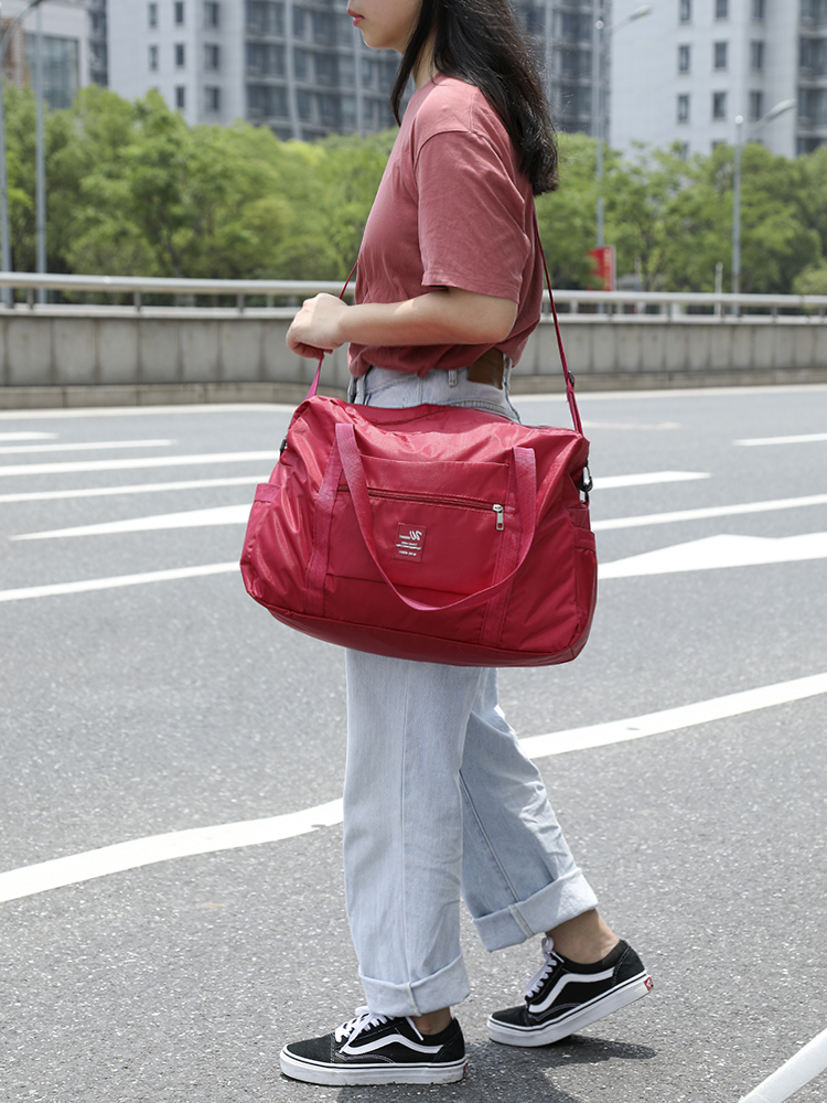 https://fulmo-img-server.com/carry-on-bag/8fa0a39b-8290-4bf7-ae91-dcfaf4b0aa48.jpg