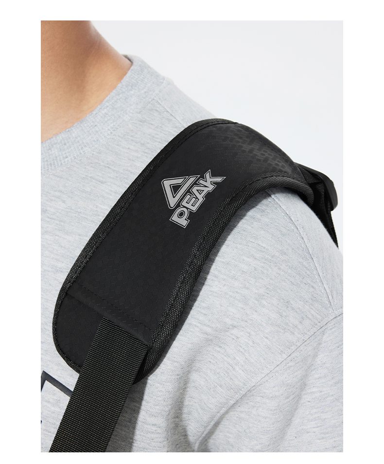 https://fulmo-img-server.com/carry-on-bag/924b705b-7a77-4247-89ec-68ff7aa5a831.jpg