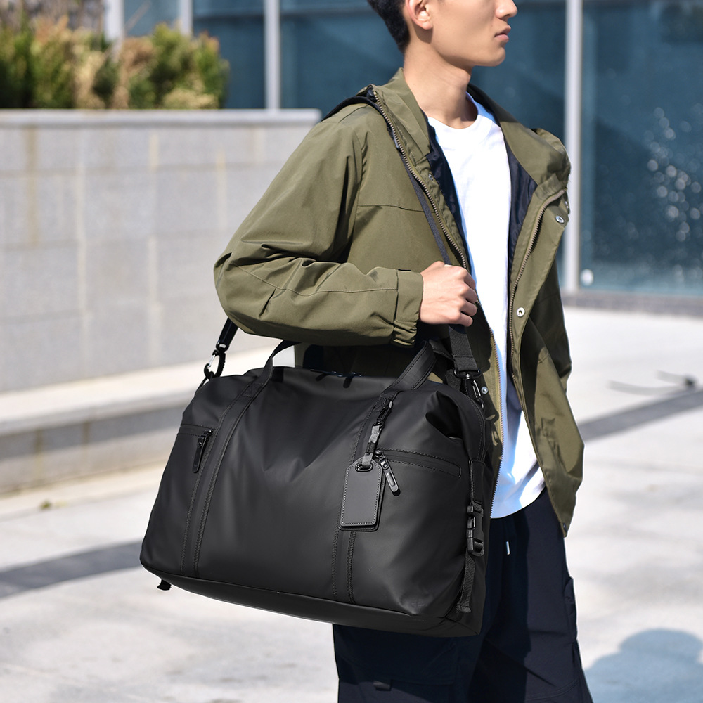 https://fulmo-img-server.com/carry-on-bag/945b8684-8f29-48fc-a6c0-3f7ee44af1eb.jpg