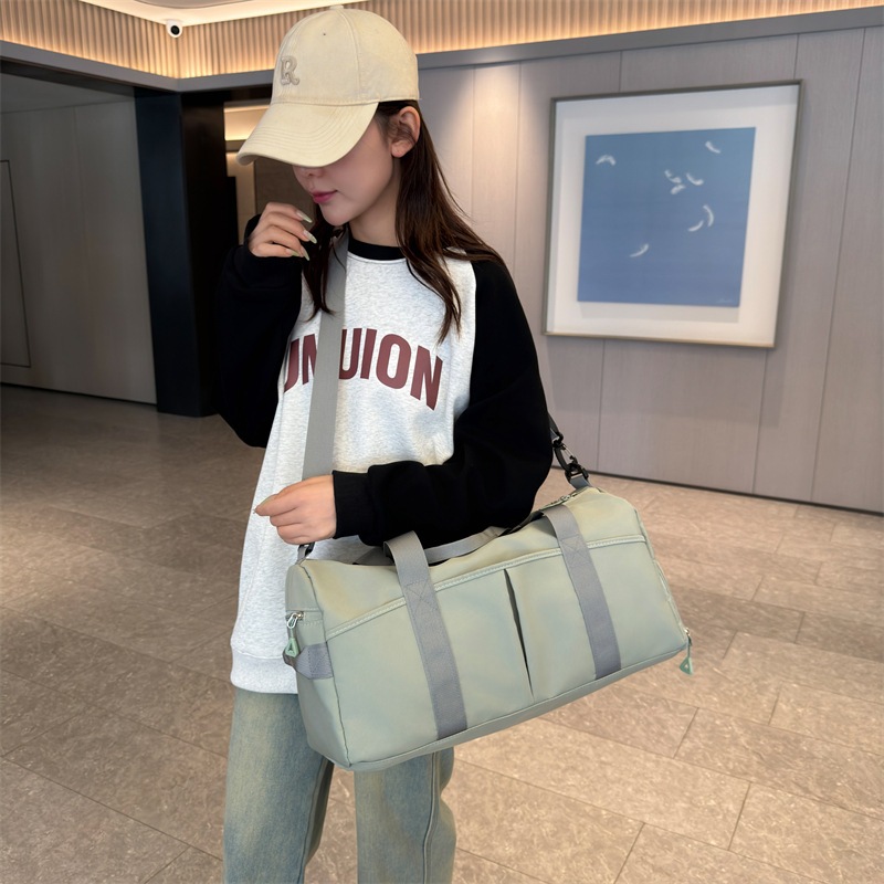 https://fulmo-img-server.com/carry-on-bag/95acc684-2e97-428d-b38e-dd3f7983b99e.jpg