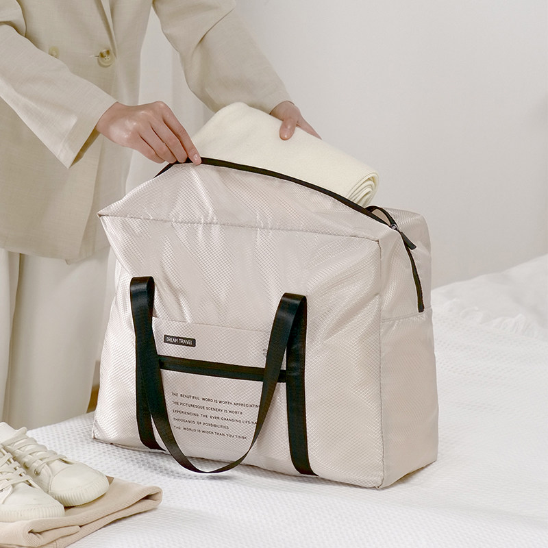 https://fulmo-img-server.com/carry-on-bag/97bd1f25-226d-43e4-9bb0-27781196c48b.jpg