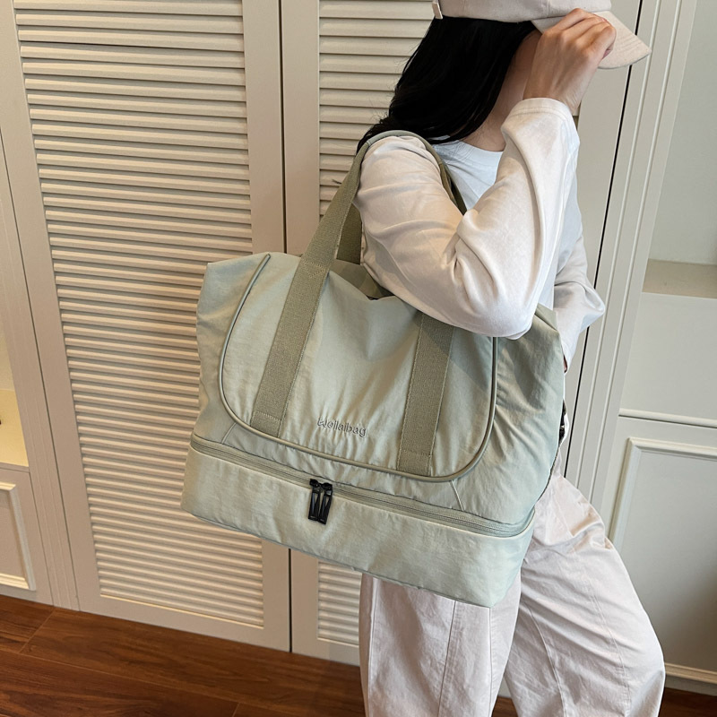 https://fulmo-img-server.com/carry-on-bag/9b2cf6e7-efbd-42d2-8ba4-cfd4f81e3a5c.jpg