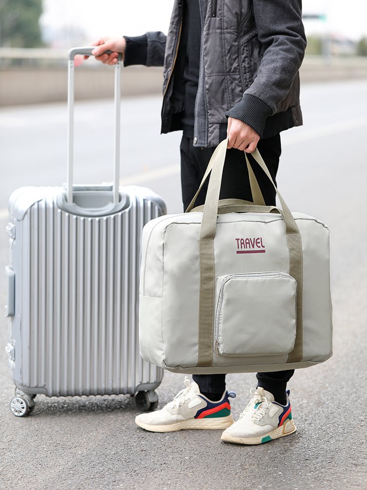 https://fulmo-img-server.com/carry-on-bag/a4a573f8-f42e-4c67-9fb4-7ddc51c6edc9.jpg