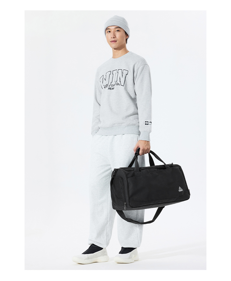 https://fulmo-img-server.com/carry-on-bag/a76f2bdc-0ec4-49a5-9484-d97f90ec8f48.jpg