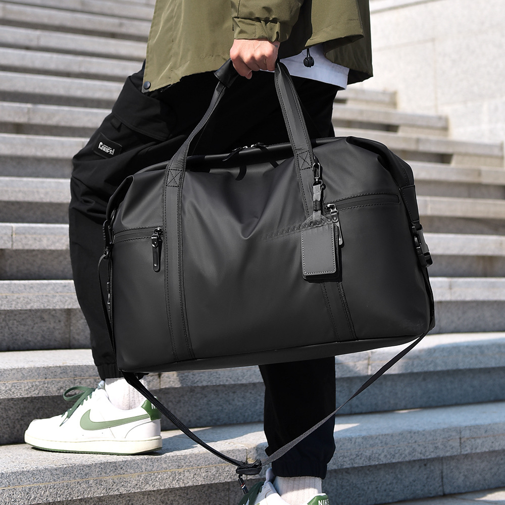 https://fulmo-img-server.com/carry-on-bag/b1f0b918-024e-4c57-aa4d-1b8d47caee99.jpg