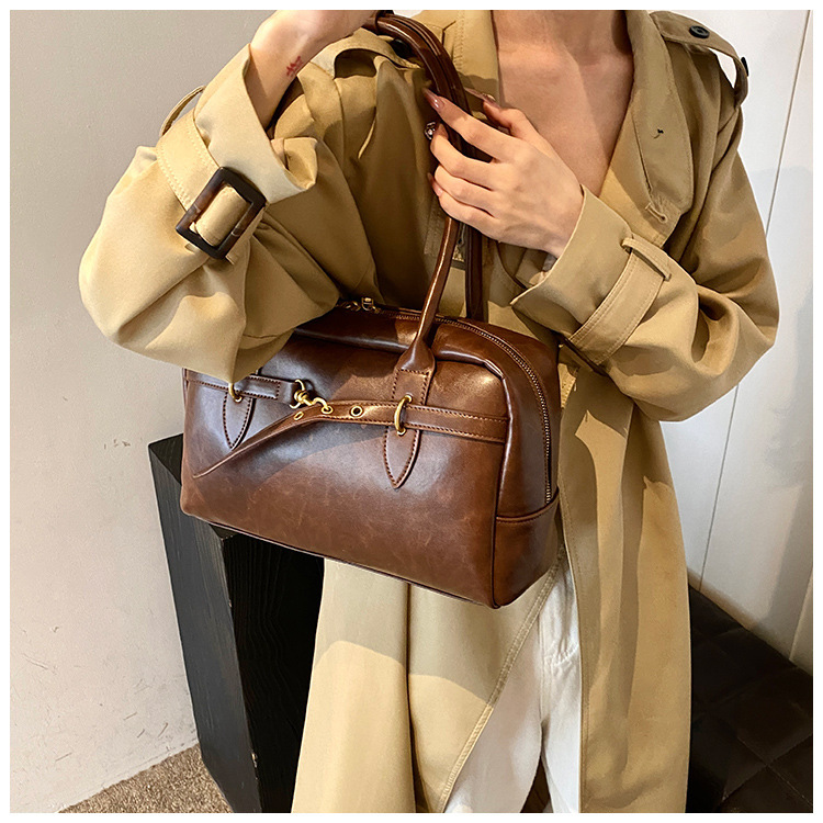 https://fulmo-img-server.com/carry-on-bag/b351c97d-1283-4271-9c7c-bbce8d309d59.jpg