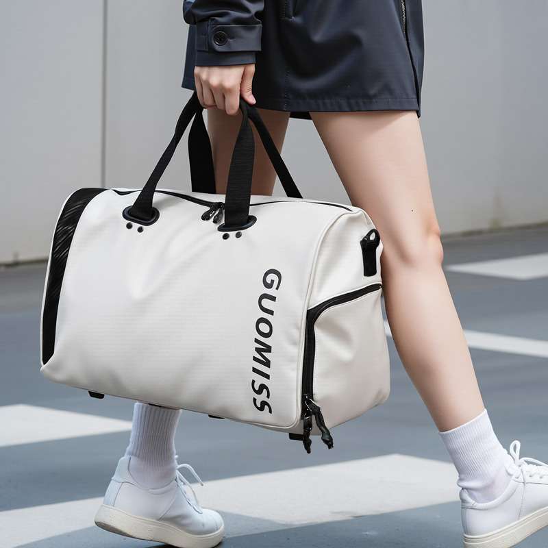 https://fulmo-img-server.com/carry-on-bag/baafb09344c14507b7feae3716f49cc0.jepg
