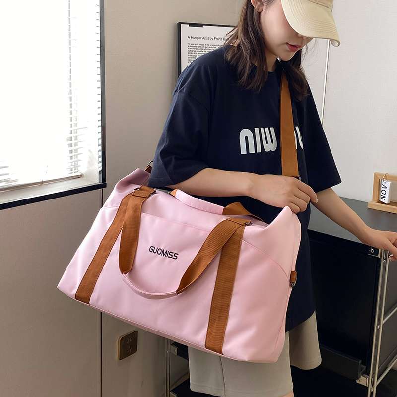 https://fulmo-img-server.com/carry-on-bag/c22c9a0593c349aab1a2ed14dec08c30.jepg