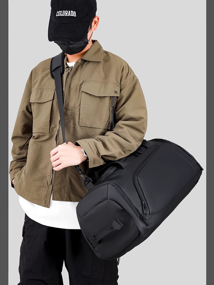 https://fulmo-img-server.com/carry-on-bag/c5d43a62-e475-4ad4-9aef-0d0ba2093b35.jpg