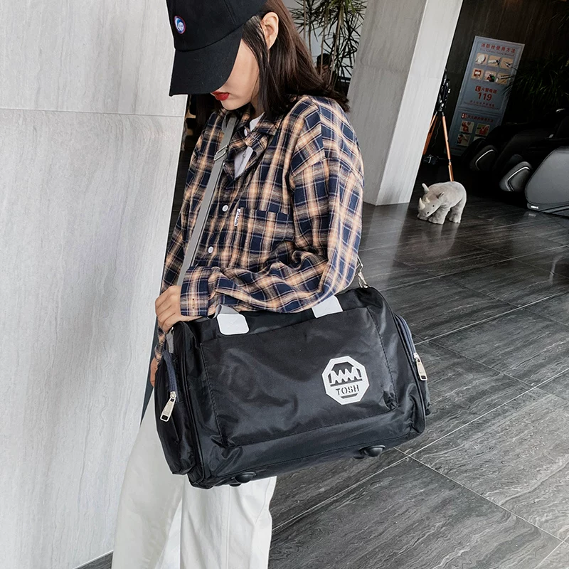 https://fulmo-img-server.com/carry-on-bag/c6eea0ff-87cb-4605-8a7f-536de41741dd.jpg