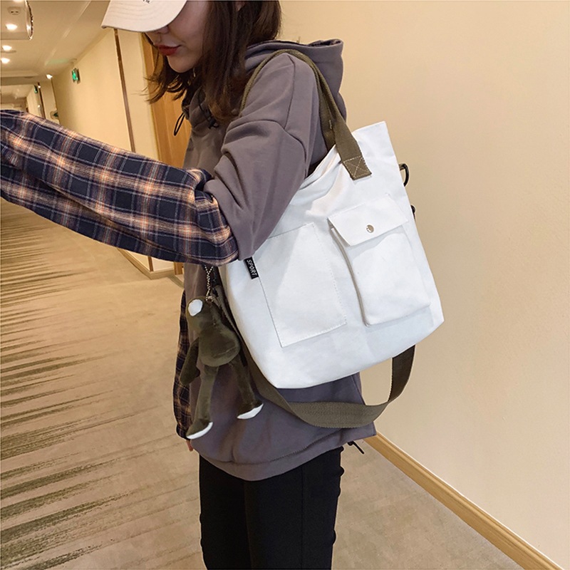 https://fulmo-img-server.com/carry-on-bag/ceac5bd3-d020-48f1-b7ea-c3d79fd9306a.jpg
