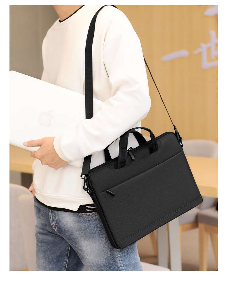 https://fulmo-img-server.com/carry-on-bag/d2f389e2995b4991ad92ebec9851cc68.jepg