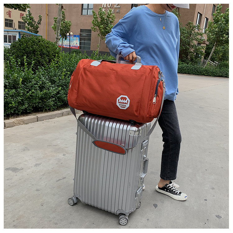 https://fulmo-img-server.com/carry-on-bag/e857bff3-8bb4-41aa-999c-9f36ec9233bb.jpg