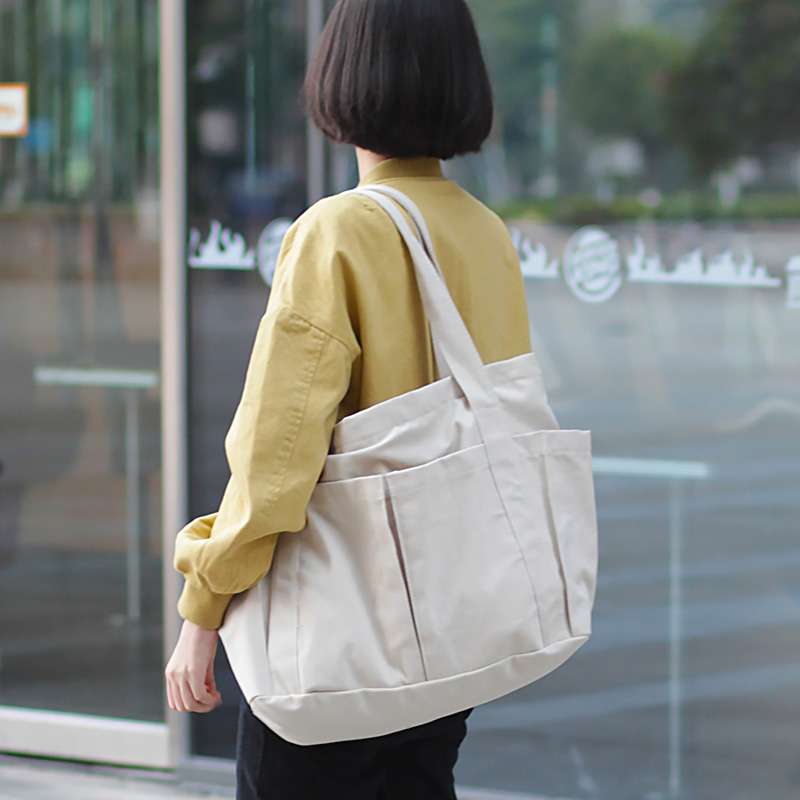 https://fulmo-img-server.com/carry-on-bag/f531faf0085f4ee8b2b855ba86384d3f.jepg
