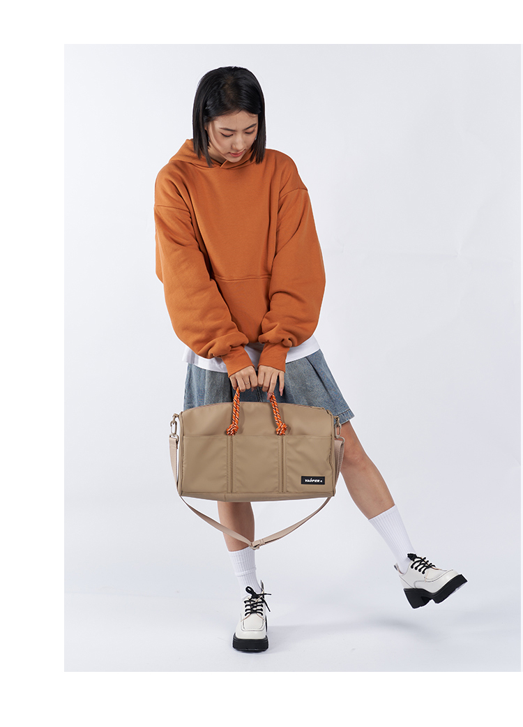 https://fulmo-img-server.com/carry-on-bag/fc1f2c10-d097-4f0d-95cd-532116a0451e.jpg