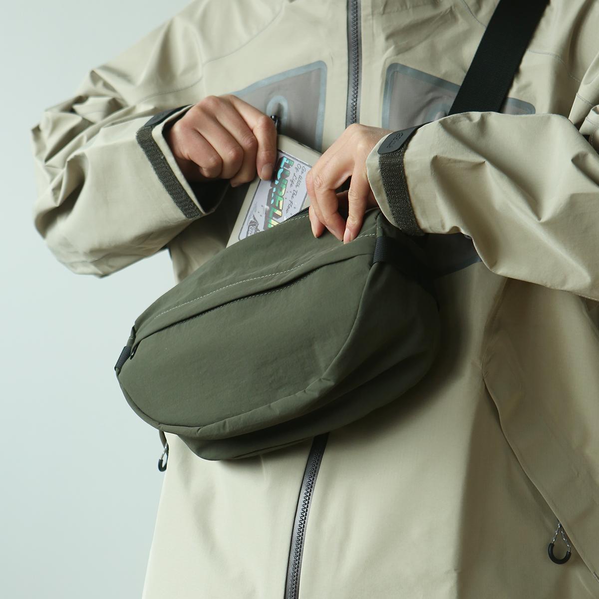 https://fulmo-img-server.com/carryfit/0db4aec1-b4e3-4937-a20f-227ef35a12e5.jpg