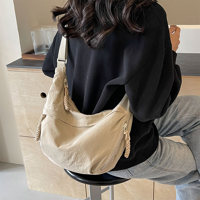https://fulmo-img-server.com/carryfit/1d19b38a-ab89-4d00-a261-7ab40ec2695c.jpg