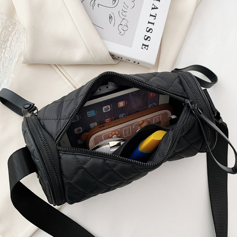 https://fulmo-img-server.com/carryfit/595a65b2-ebbc-49ab-a778-5c1dbe82dc1d.jpg