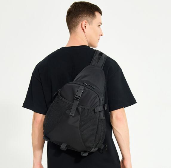 メンズ斜めがけボディバッグ大容量多機能