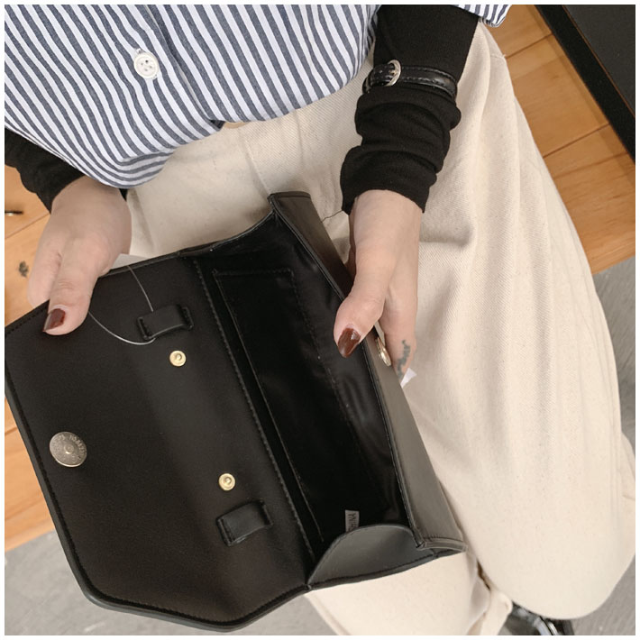 https://fulmo-img-server.com/carryfit/5e9b97a4-4b96-4139-8f49-06973514866a.jpg