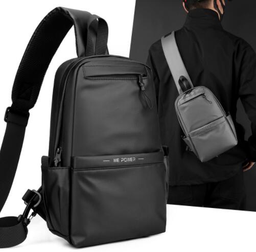 メンズ斜め掛けボディバッグ黒色サコッシュ