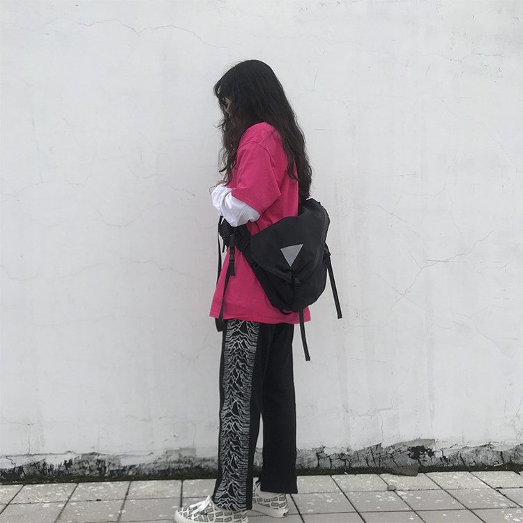 https://fulmo-img-server.com/carryfit/636d5d55-229a-4166-8532-2d7706580ca2.jpg