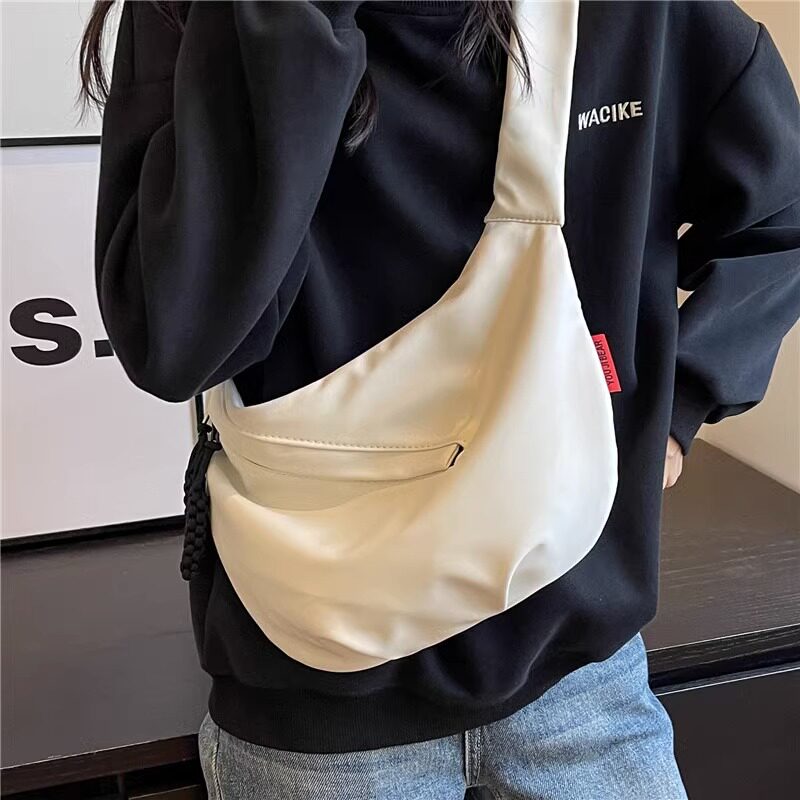https://fulmo-img-server.com/carryfit/77439928-bcd9-45c3-bb2c-27f76f3fa390.jpg