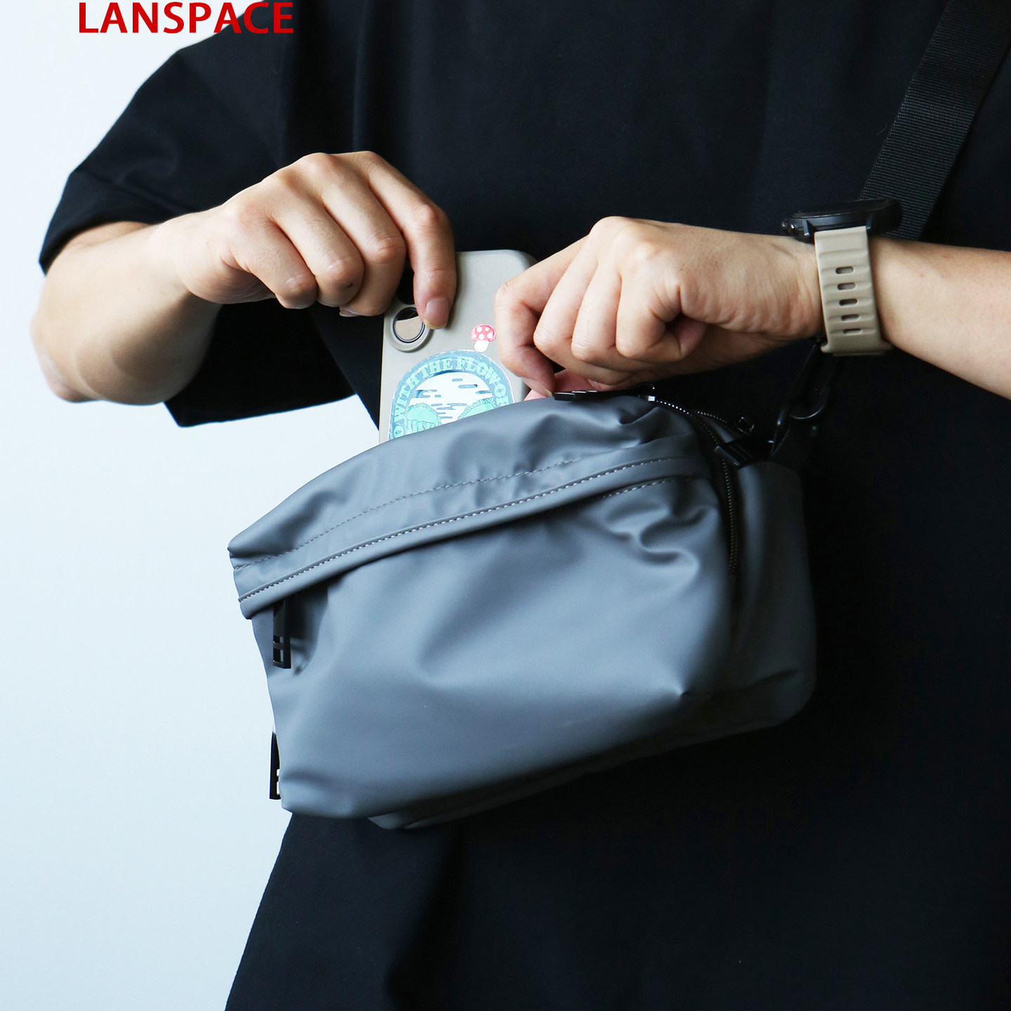 https://fulmo-img-server.com/carryfit/786b7ce4-d921-4843-9b67-f55a463e1101.jpg