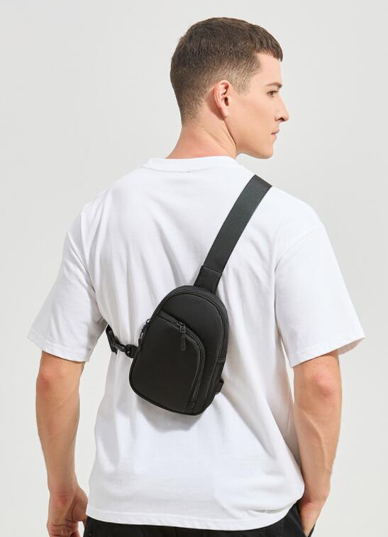 斜めがけボディバッグ メンズ 小物収納