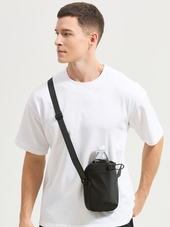 斜めがけショルダーバッグ 多機能ボディバッグ 小物収納