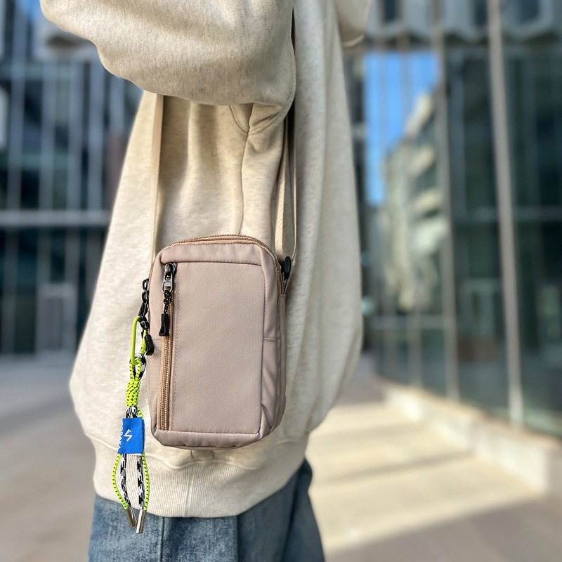 https://fulmo-img-server.com/carryfit/af918336-a91b-47b5-8a69-5b630d23b500.jpg