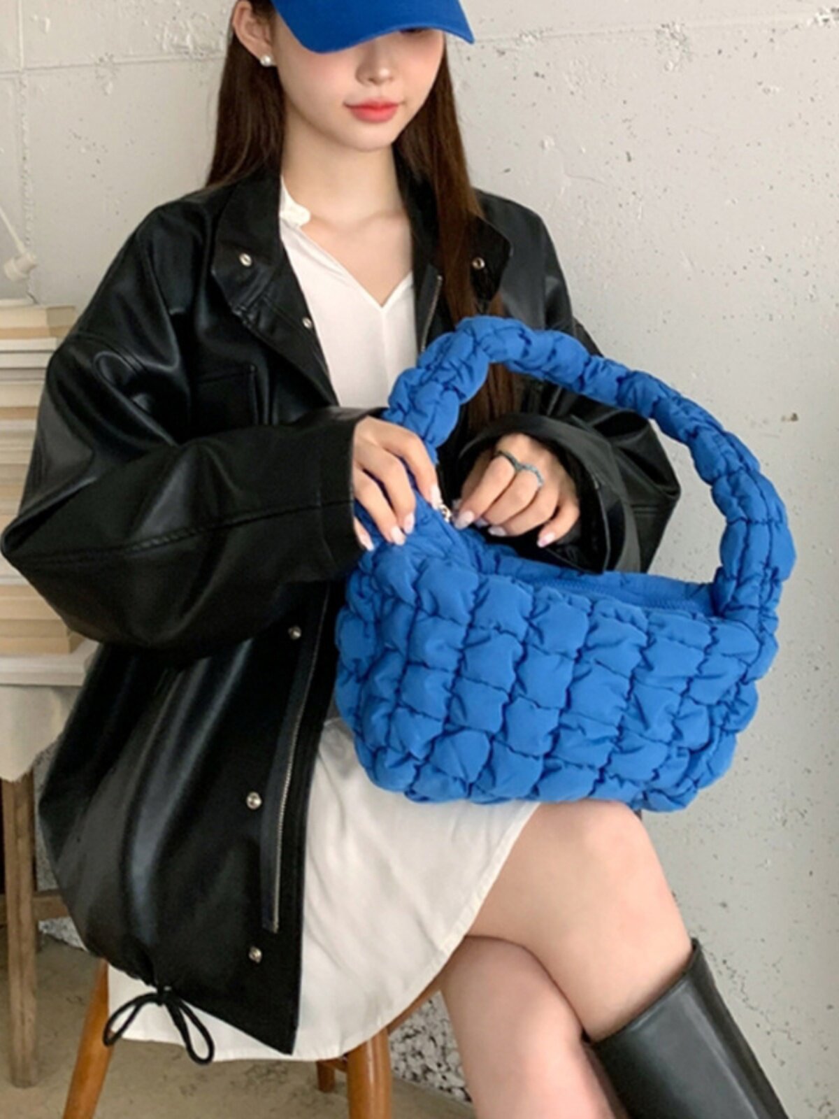 ボディバッグ ふっくら編み込みキルティングボディバッグ