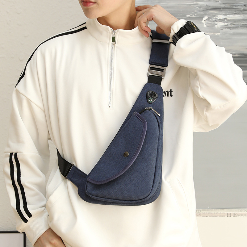 メンズ ボディバッグ 軽量 肩掛け イヤホンホール付き