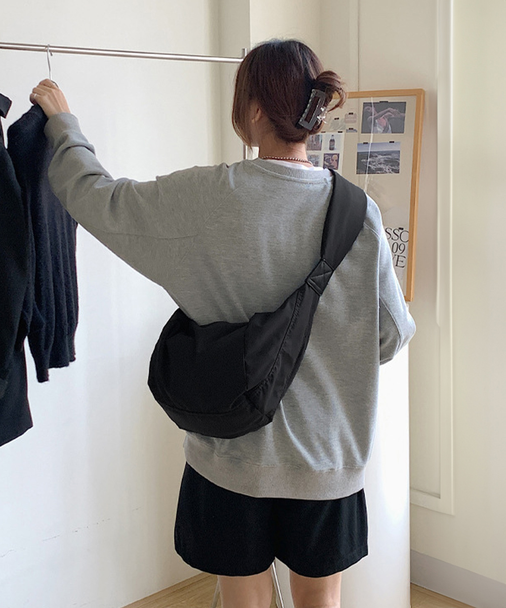 軽量 ワンショルダー ボディバッグ