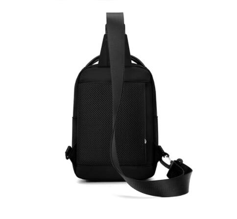 多機能ポケット付きワンショルダーボディバッグ