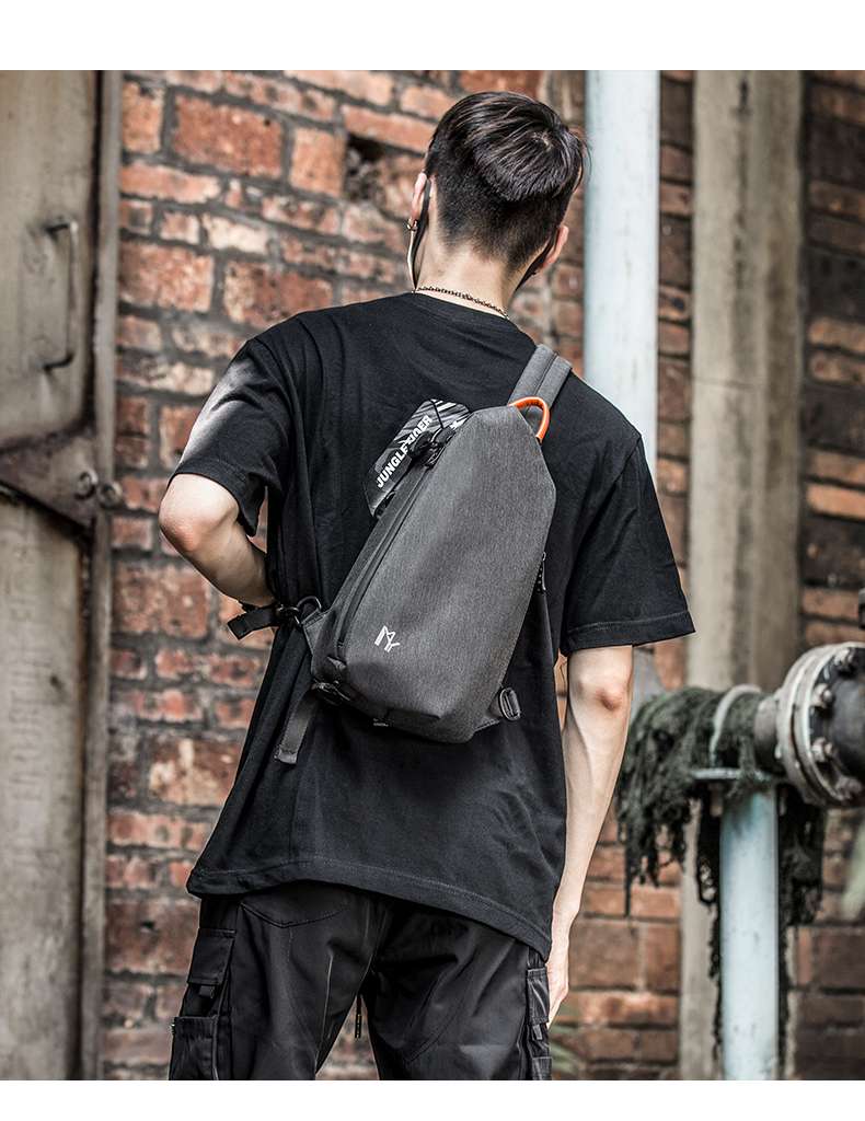 https://fulmo-img-server.com/carryhit/f36abc15600440039c6d9e432d5c8f01.jepg