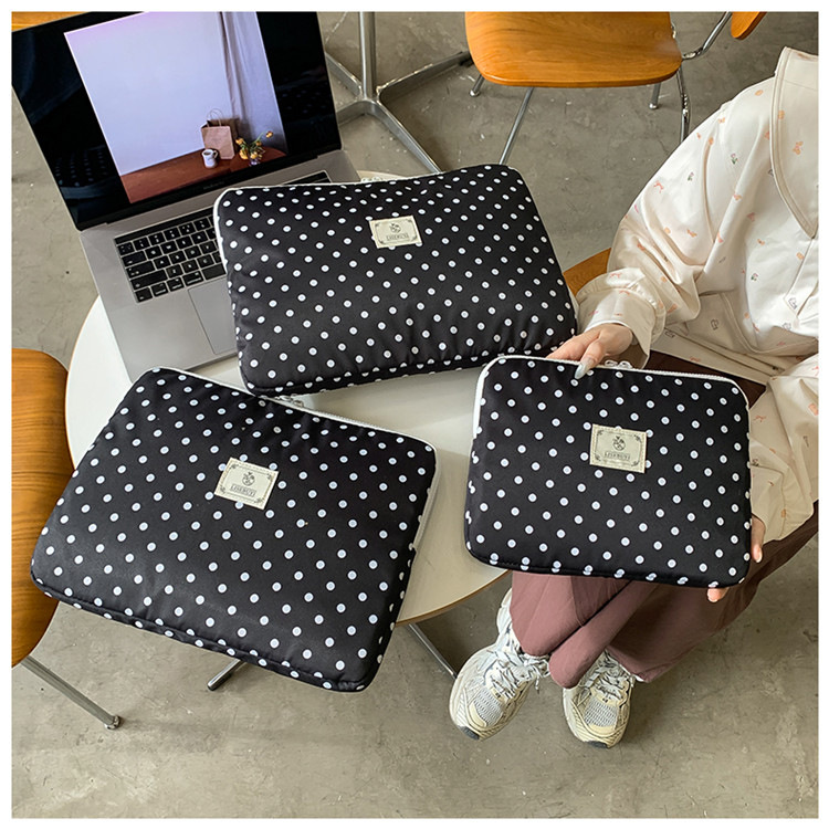 パソコンケース ハート柄たっぷりクッション入りパソコン収納ケース