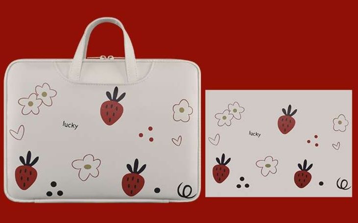 可愛いいちごのパソコンケース☆サイズも豊富☆