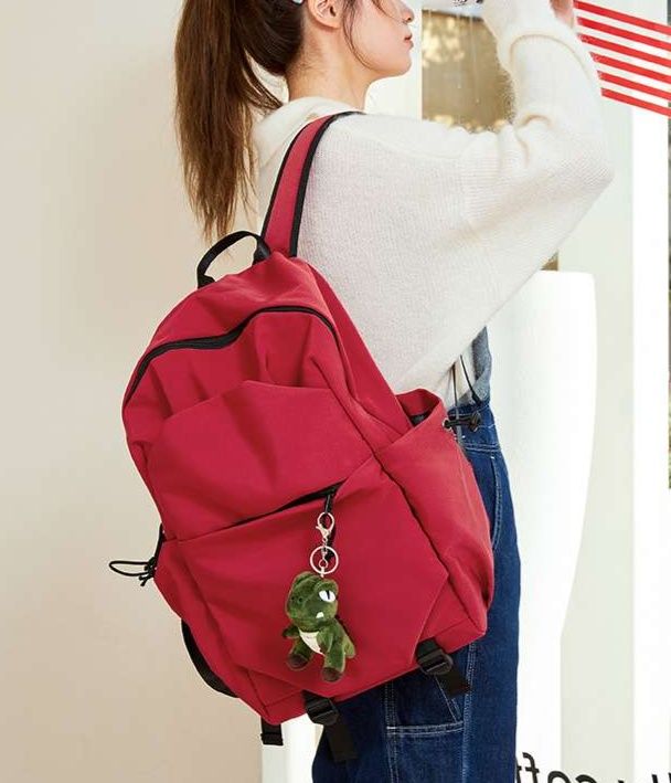 パソコンケース  シンプルデザイン 大容量バックパック