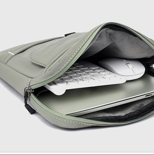 パソコンケース 縦型ステッチデザイン肩掛けパソコンケース