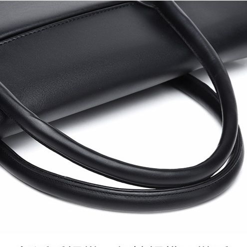 パソコンケース 上品ハンドル付きフラップ式パソコンケース