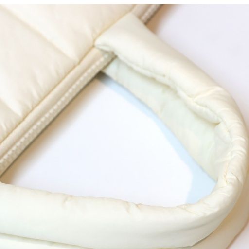 パソコンケース 毎日幸せハート刺繍キルティングパソコンケース