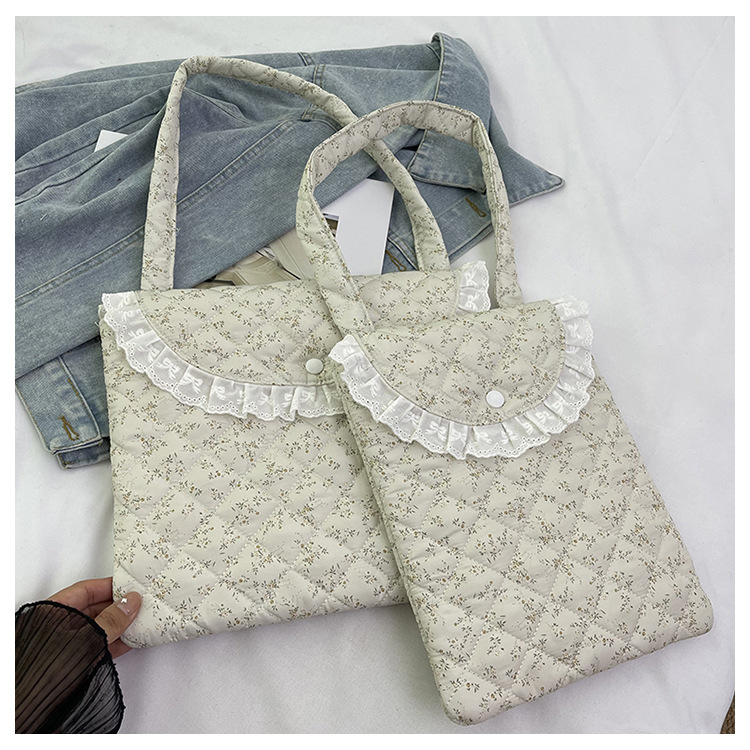 パソコンケース 小花柄フリルレース付きトートバッグ型ケース