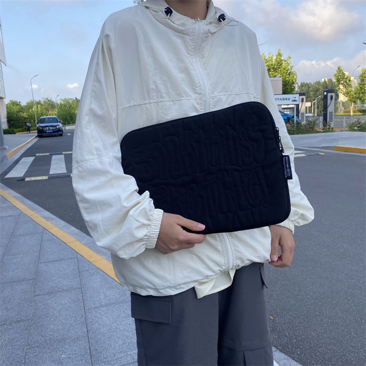 https://fulmo-img-server.com/casecraft/26e7ca34-2df5-44b6-a2dd-4a39f8bb5917.jpg