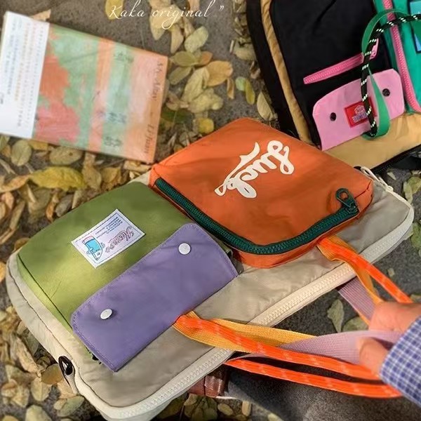 パソコンケース マルチポケット配色切替パソコン収納バッグ