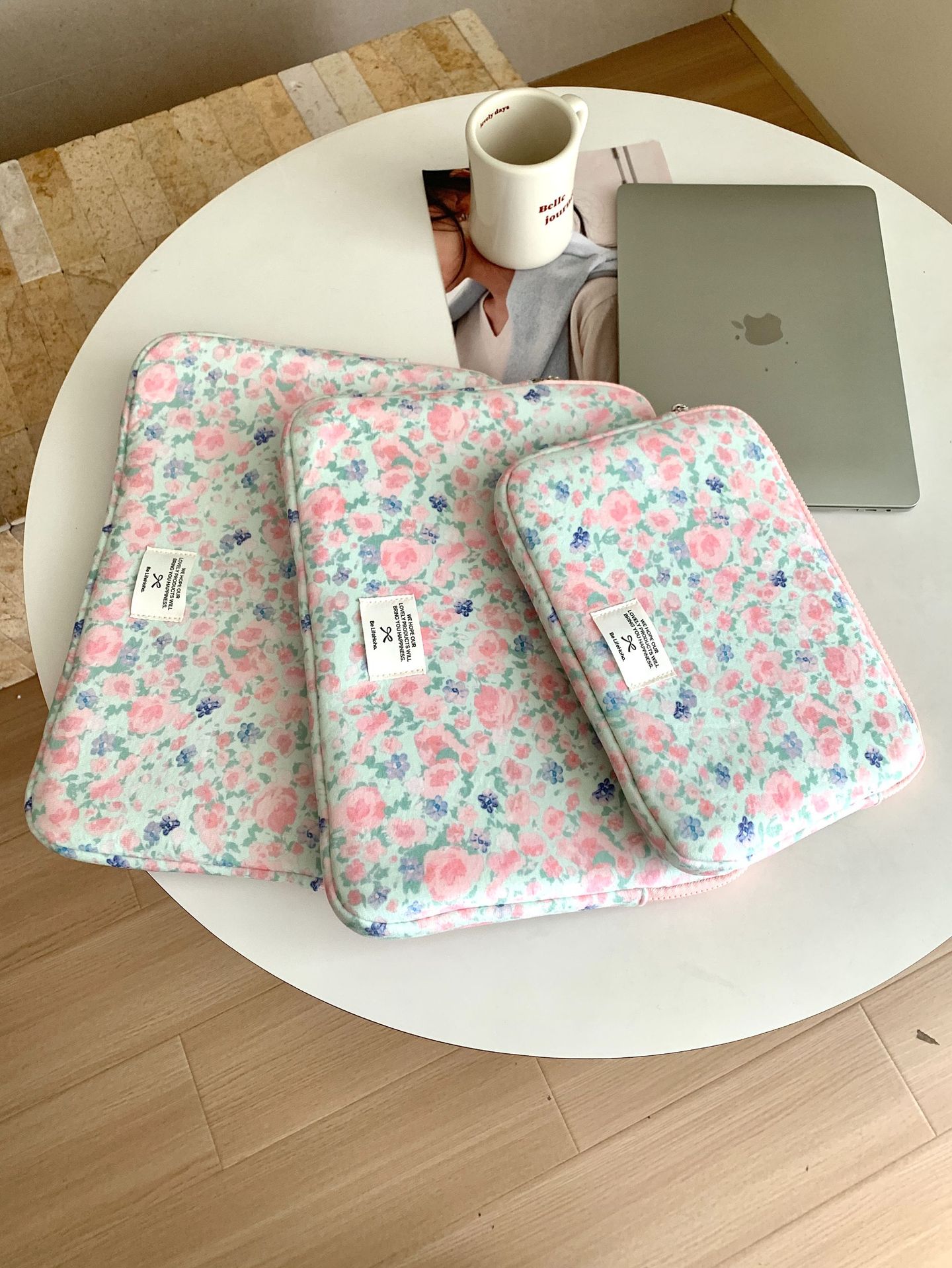 パソコンケース 小花柄キルティング加工パソコン収納ケース