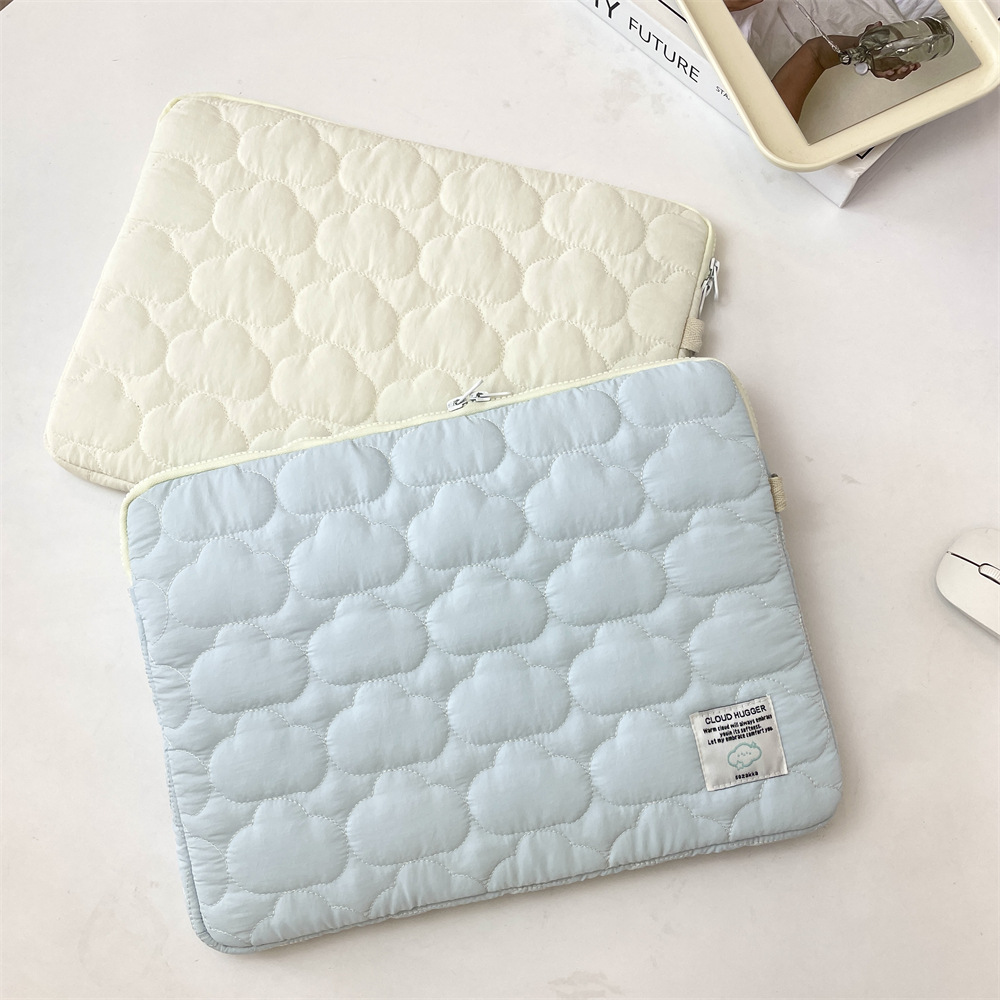 パソコンケース 雲柄キルティングふんわりパソコンケース