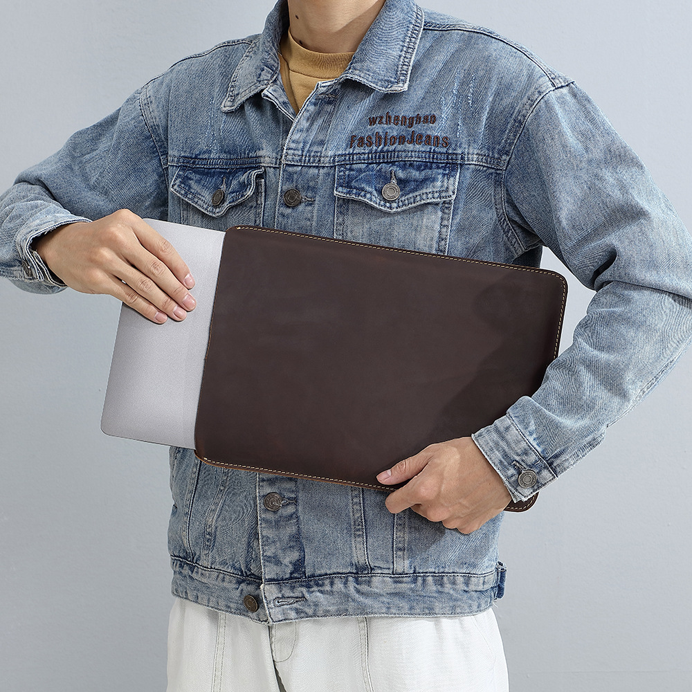 パソコンケース 本革仕立てのシンプルスリーブケース